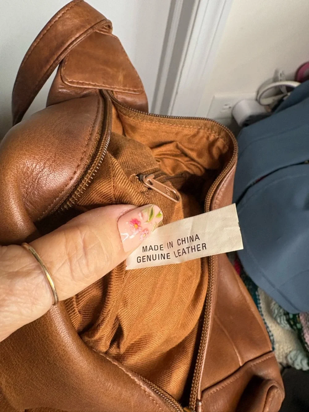 Tignanello Vintage Brown Leather Sling Backpack with Gold Hardware Boho Sleek - Picture 11 of 12